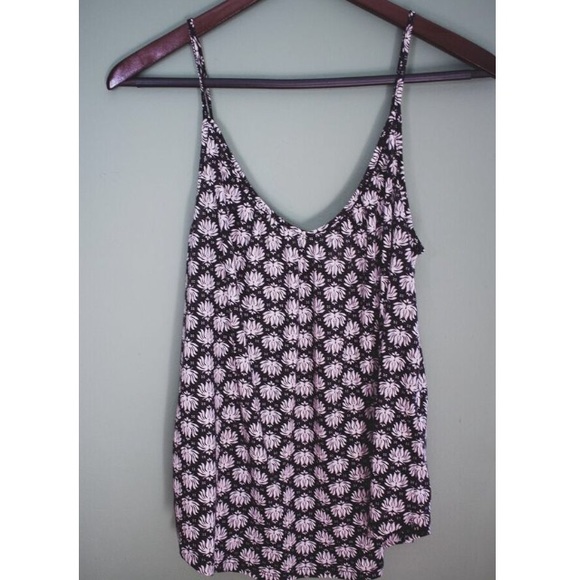 H&M Tank Top - Picture 2 of 5